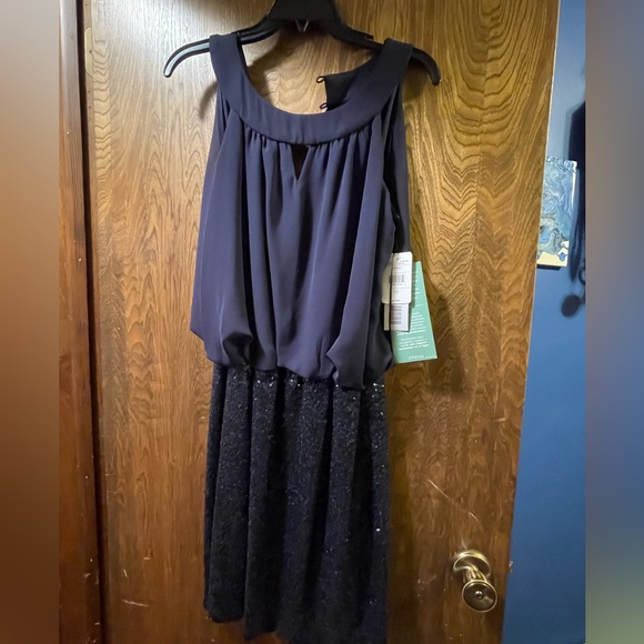jcpenney Dresses & Skirts - JC Penney dress, never worn. Navy blue